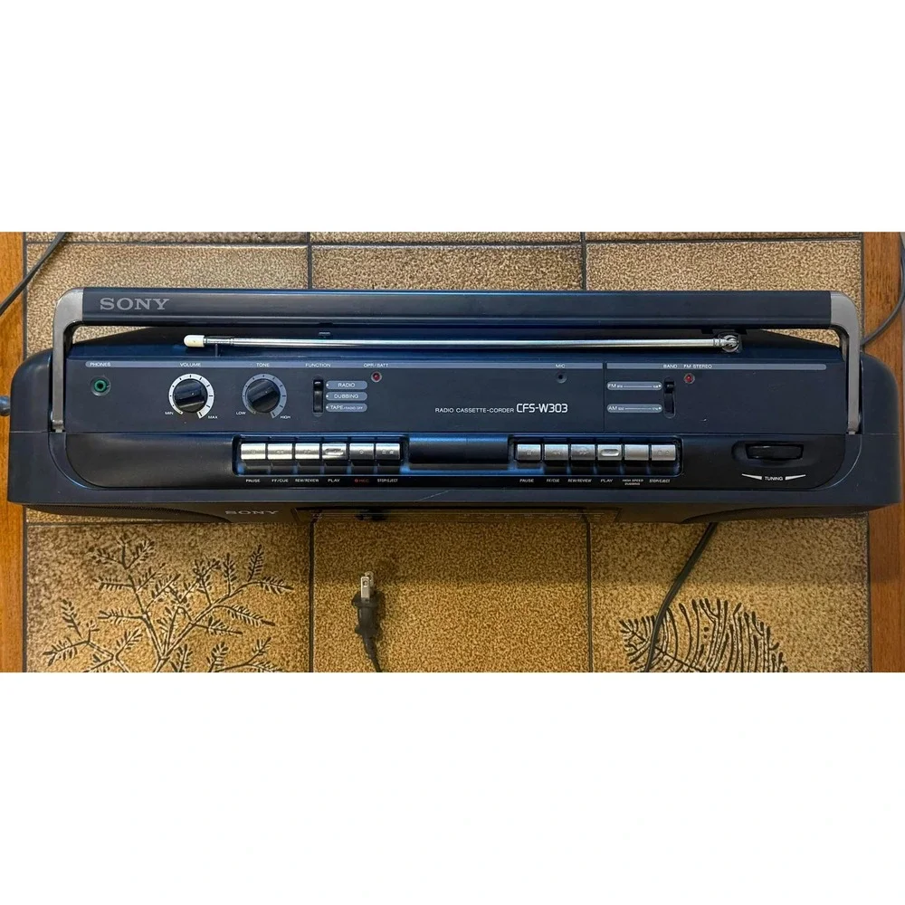 Sony CFS-W303 Radio Cassette-Corder Dual Deck Boombox Black FM AM Vintage Tuner